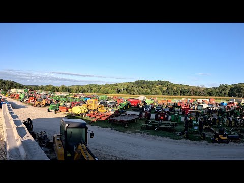 MASSIVE TRACTOR AND FARM MACHINERY CONSIGNMENT AUCTION